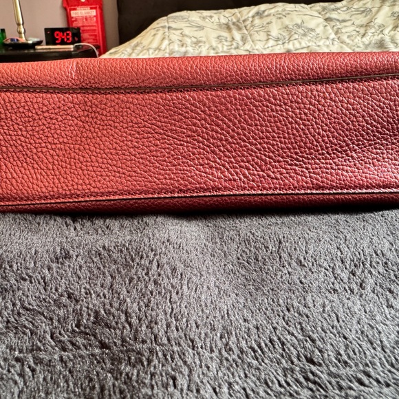 Coach Metallic Red Leather Women's Bag - Picture 4 of 6